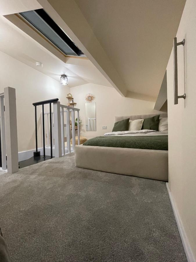 Unique Duplex Apartment Free Parking Free Wi-Fi 6 Minutes From Leeds City Centre 외부 사진