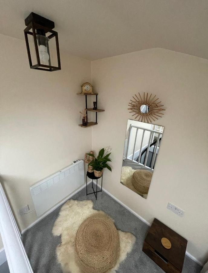 Unique Duplex Apartment Free Parking Free Wi-Fi 6 Minutes From Leeds City Centre 외부 사진